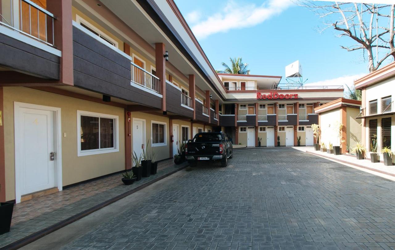 Reddoorz Plus Near Lapasan Plaza Cagayan De Oro Exterior photo